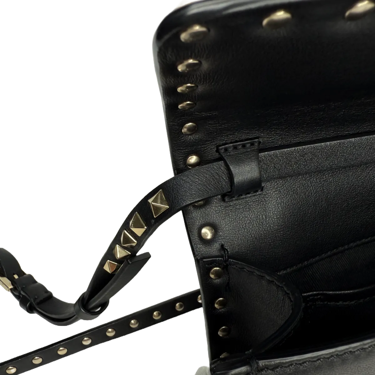 Valentino Garavani Vitello Rockstud
Black Shoulder Flap Bag